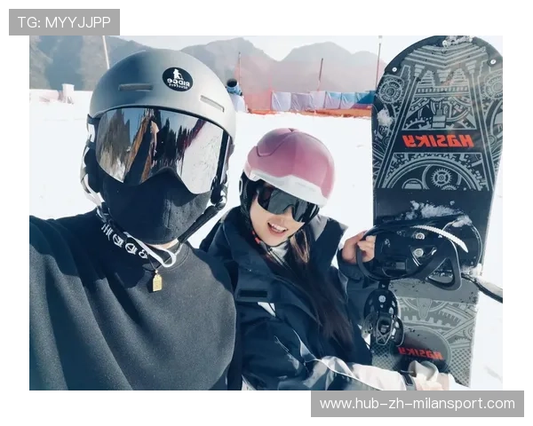 女孩去雪山双板滑雪，不料板子突然掉落，硬是用双脚滑行，滑雪双板摔倒怎么起来