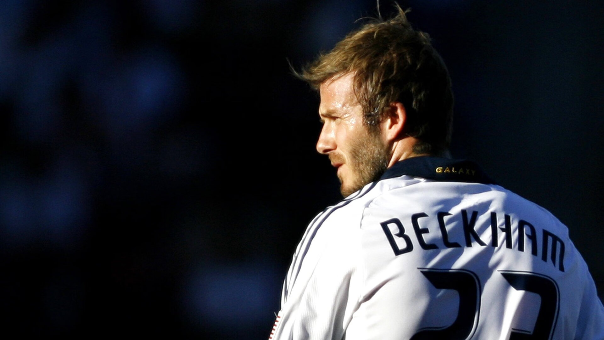 MILAN体育-利物浦的锋线三叉戟：谁是红军最强火力点？，利物浦进攻三叉戟